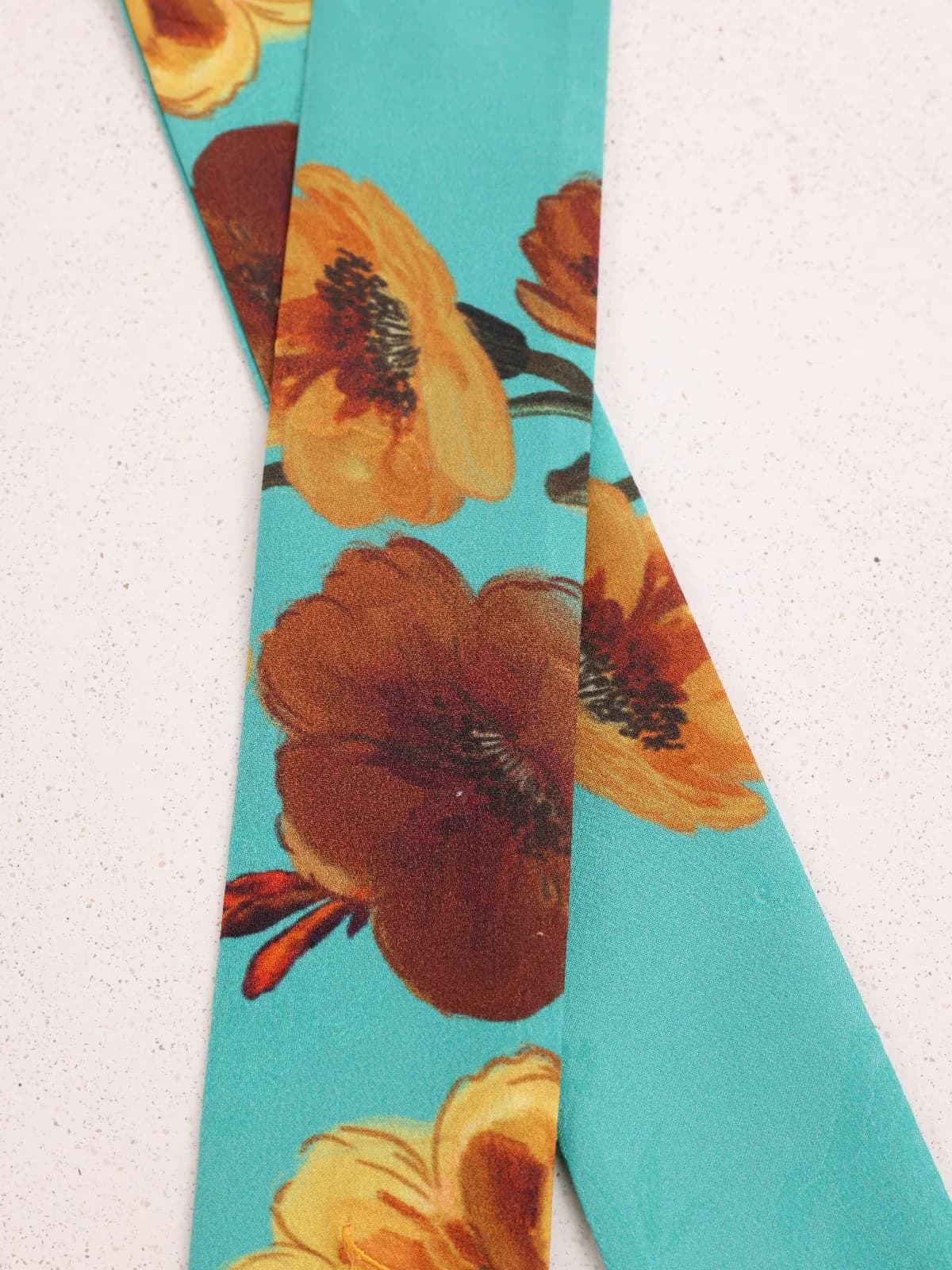 Twilly — Golden Radiance — detail